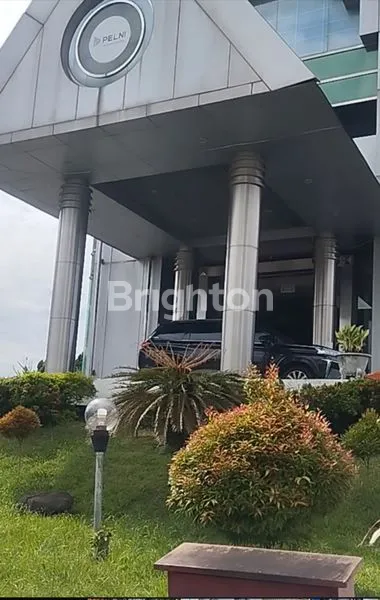 RUANG UNTUK KANTOR GEDUNG PELNI PONTIANAK KOTA