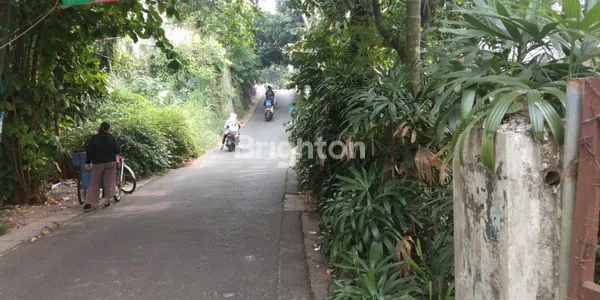 TANAH KAVLING DEPAN JALAN RAYA DEPOK
