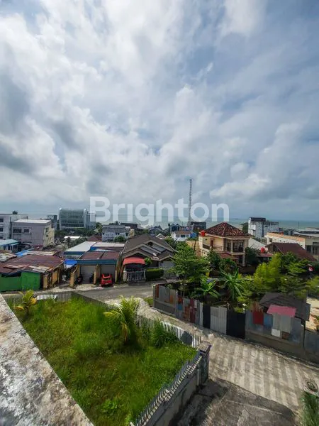 image RUMAH MEWAH 3 LANTAI VIEW LAUT DI MARKONI BALIKPAPAN (4)