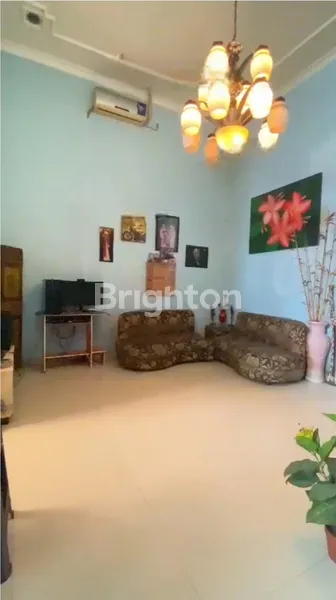 image RUMAH 2 LANTAI DI DAERAH BUNGA- BUNGA (8)