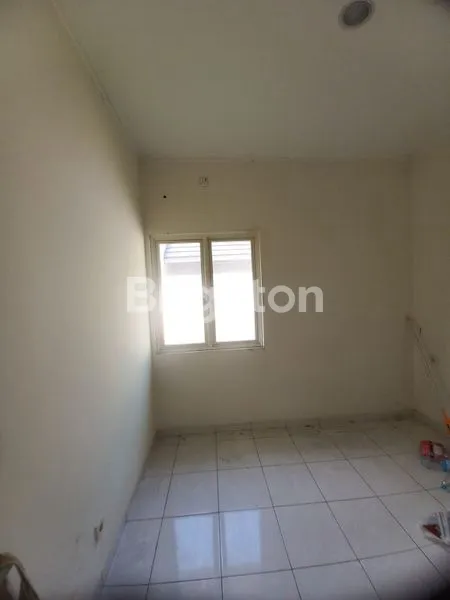 image RUMAH SIAP HUNI LEBAR 7 SURVANA SUTERA SHM (2)