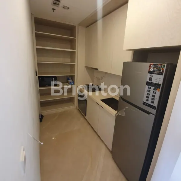 image APARTMENT JUAL RUGI FULL FURNISHED NEW LOOK DEKAT GEDUNG PERKANTORAN SIMATUPANG IZZARA APARTMENT JAKARTA SELATAN (4)