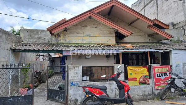 image DIJUAL RUMAH TUA HITUNG TANAH AJA (1)