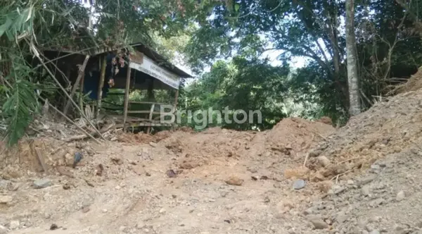 image TANAH BERSEBRANGAN DENGAN SMARINDA HILLS (2)