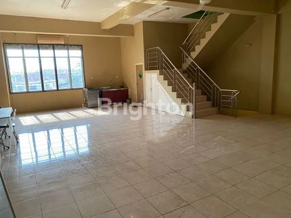 image LOKASI STRATEGIS DI PUSAT BISNIS TENGAH KOTA (2)