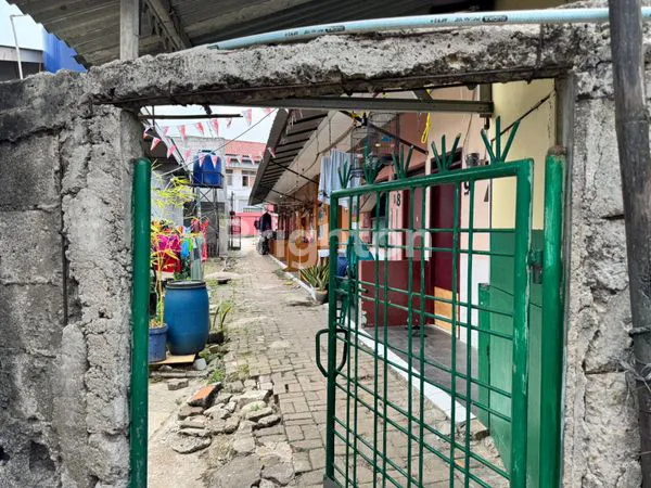 image TANAH BERISI KONTRAKAN DI PINGGIR JALAN RAYA PONDOK AREN BINTARO  (3)