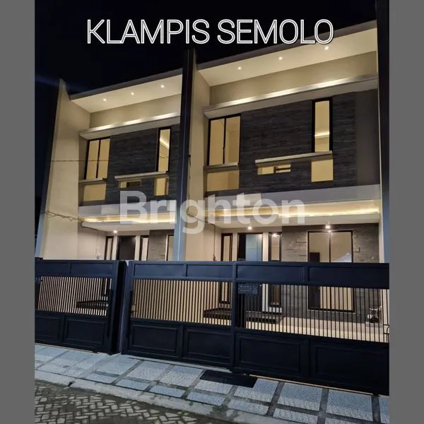 image KLAMPIS SEMOLO TIMUR, DEKAT SUPERMARKET HOKKY, KAMPUS ITATS (2)