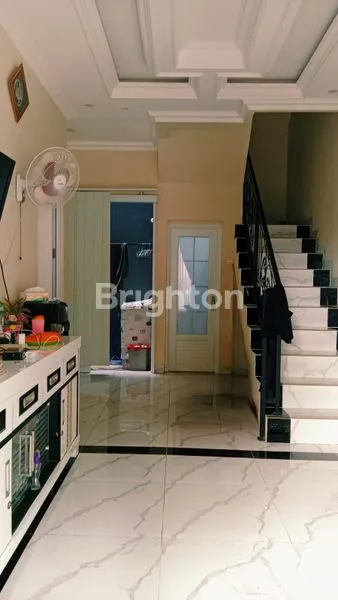 image RUMAH SIAP HUNI DISAMPING GDC DEKAT ALUN-ALUN DEPOK (2)