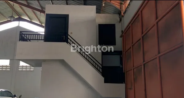 image MAYJEND SUNGKONO GRESIK GUDANG SIAP PAKAI LUAS DEKAT JALAN TOL (4)