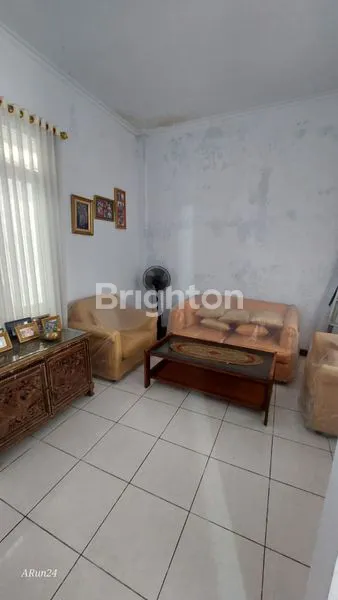 image RUMAH 2 LANTAI LUAS DAN STRATEGIS DI KAWASAN CIRACAS - CIBUBUR PASAR REBO JAKARTA TIMUR (6)