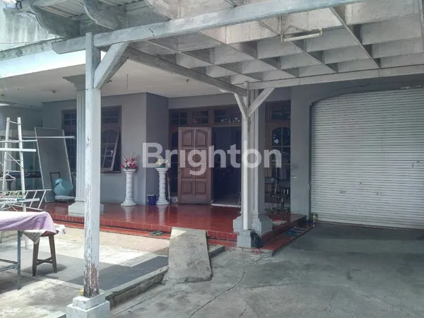 image RUMAH 1 SETENGAH LANTAI DI JL INDRAGIRI BLIMBING KOTA MALANG (3)