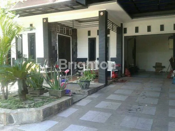 image RUMAH SIAP HUNI SANGAT TERAWAT DAN STRATEGIS (2)