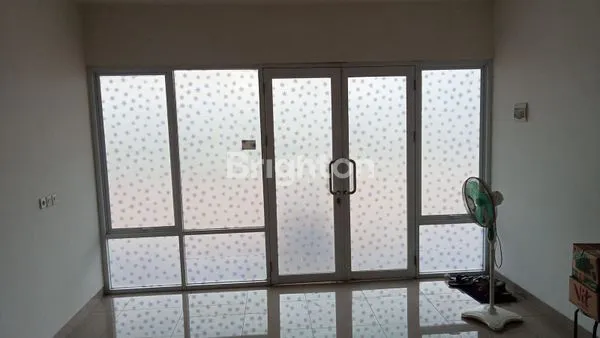 image RUKO 2 LANTAI ARYANA GREEN KARAWACI (7)