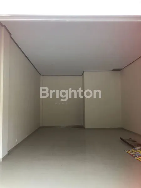 image RUKO DI PINGGIR JALAN KEROBOKAN (3)