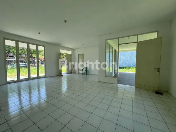 image RAYA DHARMAHUSADA REGENCY DEKAT RAYA MERR (3)