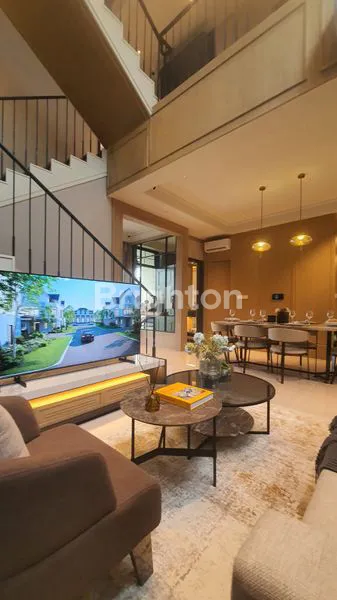 image RUMAH LOUISE @SYMPHONIA SUMMARECON SERPONG (7)