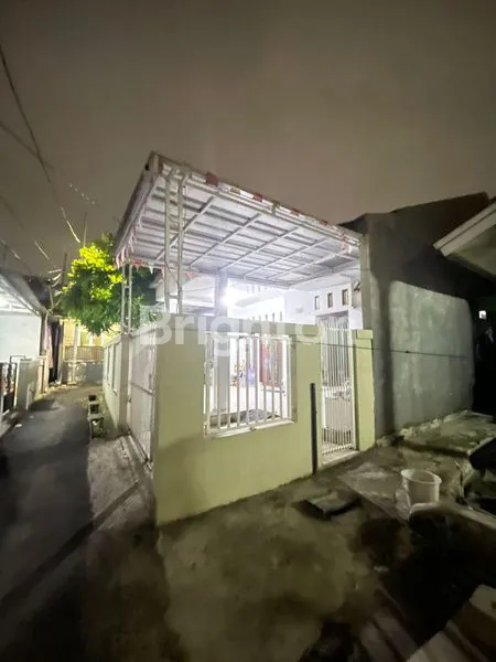 image RUMAH BAGUS MURAH DI CIPAYUNG JAKARTA TIMUR (3)