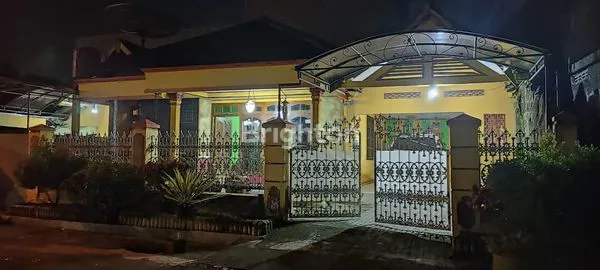 image RUMAH DI PINGGIR JALAN UTAMA (3)