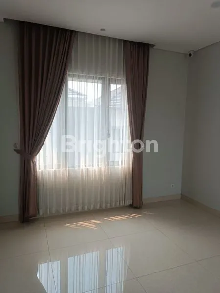 image RUMAH MEWAH SIAP HUNI KOTA WISATA DALAM CLUSTER (3)