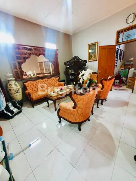 image JUAL RUMAH KAWASAN STRATEGIS PESANGGRAHAN, JAKARTA SELATAN. AKSES LANGSUNG JALAN RAYA.  (5)