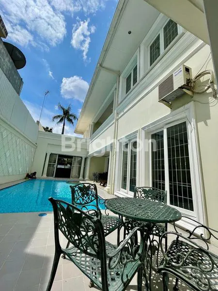 image LUXURY HOUSE DI PONDOK INDAH (6)