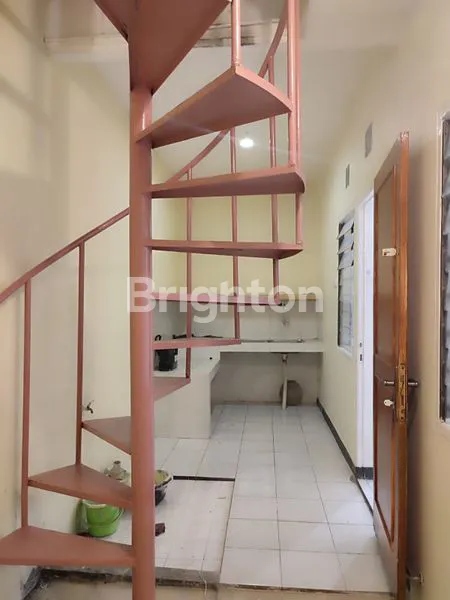 image KLAMPIS WISMA MUKTI DEKAT MANYAR (8)