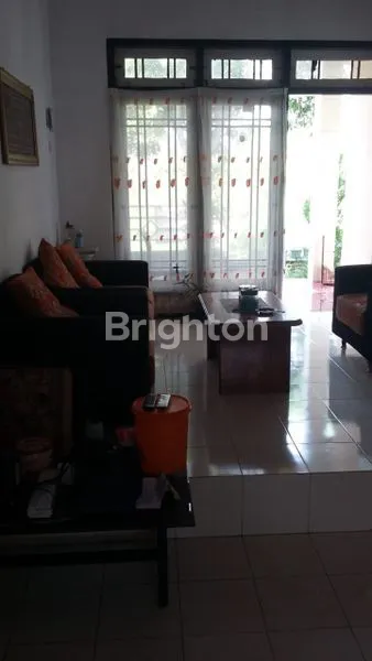 image HUNIAN ASRI DAN MURAH !!! PERUMAHAN VILLA GUNUNG BURING 1,5 LANTAI (2)