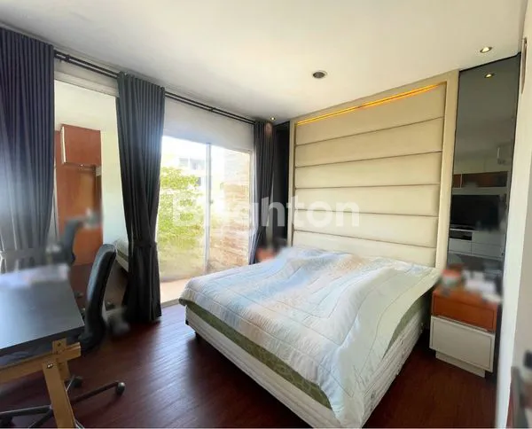 image RUMAH PIK CROWN GOLF FULL FURNISHED VIEW DANAU (7)