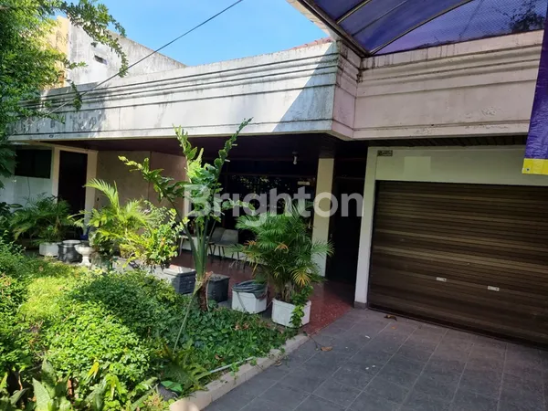 image RUMAH RAYA DHARMAHUSADA COCOK UNTUK USAHA, 5 MENIT DARI GALAXY MALL SURABAYA (3)