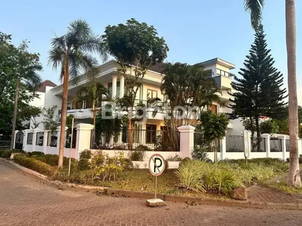 image LANGKA!!  RUMAH  MEWAH SIAP HUNI DI BOULEVARD ARAYA I  (1)