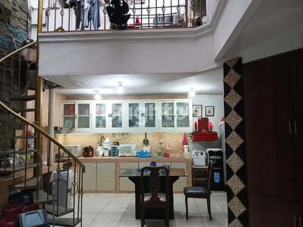 image DIJUAL RUMAH ASRI DI KEBON JERUK JAKARTA BARAT (5)