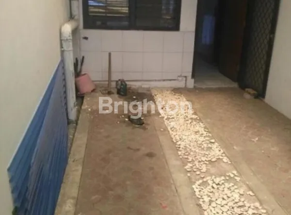 image RUMAH MARGOREJO INDAH (4)