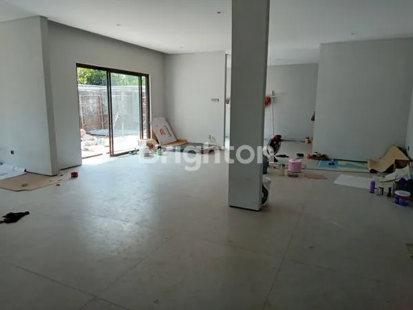 image MEWAH ELEGANT DALAM CLUSTER DI SOUTH CITY CINERE PONDOK CABE TANGSEL (7)