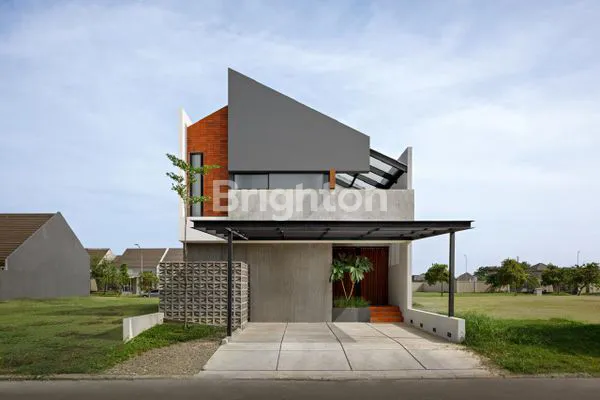 image RUMAH NYAMAN DI SUVARNA SUTERA (1)