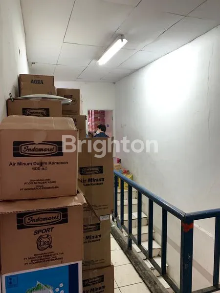 image RUKO 2,5 LANTAI STRATEGIS DI DUTA MAS RAYA JELAMBAR JAKARTA BARAT (7)
