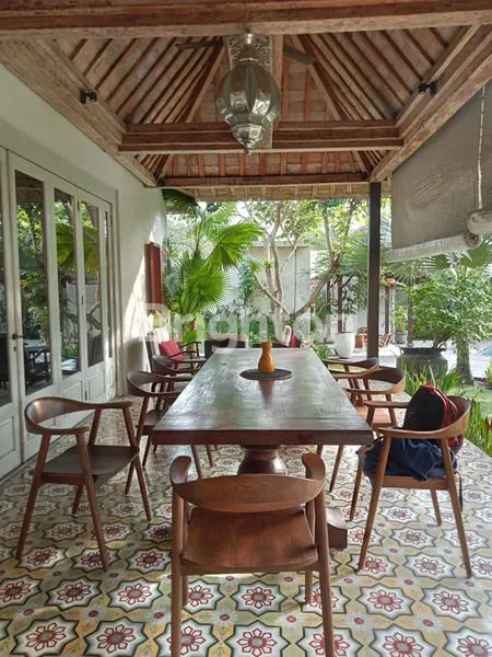 image BEAUTIFUL VILLA WITH EUROPEAN COLONIAL INTERIOR WITH 6 BEDROOMS (2)