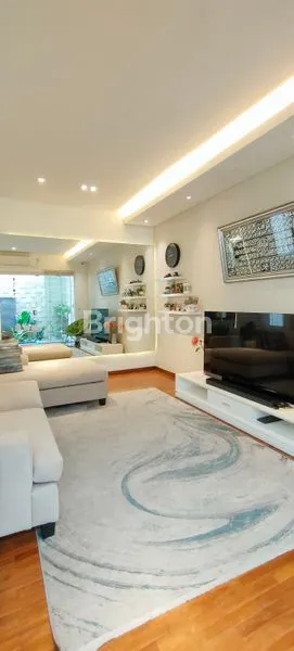 image RUMAH BAGUS TERAWAT MINIMALIS MODERN SIAP HUNI DI SUKAHAJI GEGERKALONG BANDUNG (2)