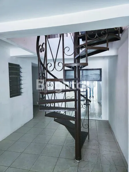 image RUMAH DI PD GADING UTAMA (3)