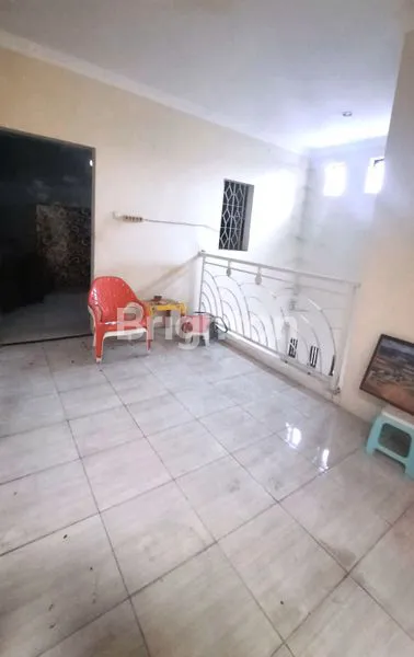 image RUMAH 2 LANTAI DEKAT MAJAPAHIT DI PEDURUNGAN SEMARANG (2)