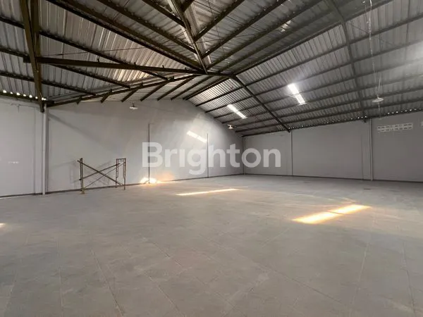 image GUDANG DI TENGAH KOTA READY SIAP HUNI DEKAT TERMINAL TIRTONADI (2)