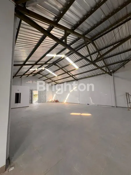 image GUDANG DI TENGAH KOTA READY SIAP HUNI DEKAT TERMINAL TIRTONADI (4)