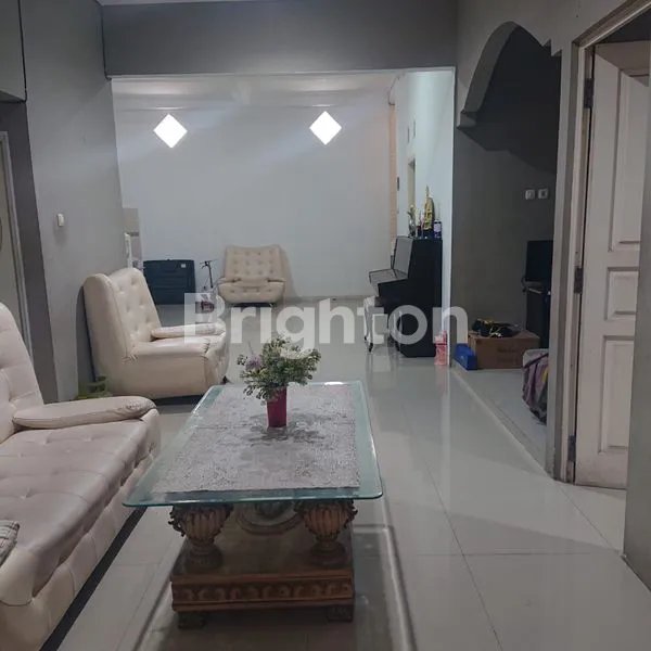 image RUMAH  GRAHA RAYA BINTARO 10 MENIT TOLL PARIGI  (3)