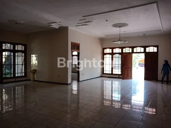 image RUMAH TENGAH KOTA TULUNGAGUNG (3)