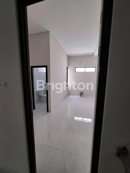 image RUMAH BARU TENGAH KOTA SURABAYA (3)