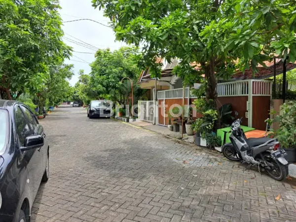 image RUMAH DI YKP PANDUGO LINGKUNGAN ASRI DEKAT RAYA MERR (2)