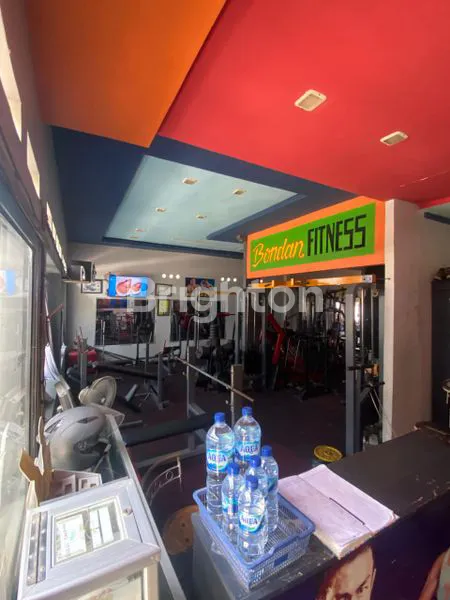 image RUMAH TEMPAT USAHA PINGGIR JALAN  (6)