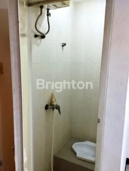 image JUAL MURAH RUKO KOMPLEK PEJAGALAN 4X15 M SEMI FURNISHED JAKARTA BARAT (7)