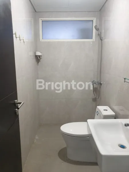 image APARTEMEN FULL FURNISH KLASKA RESIDENCE TOWER AZZURE, JAGIR WONOKROMO (5)