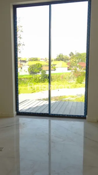 image MEDITERRANEAN, ONE GATE SYSTEM, FULL FURNISHED, COCOK UNTUK KELUARGA, TYPE C1 (5)