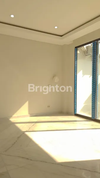 image MEDITERRANEAN, ONE GATE SYSTEM, FULL FURNISHED, COCOK UNTUK KELUARGA, TYPE C1 (7)